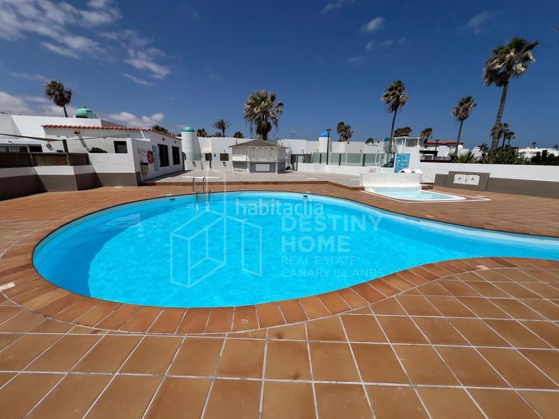 Foto 4d9c0bf1-dff8-4f22-a79c-69baf60b8105. Casa espectacular chalet de 3 dormitorios en venta con vistas al mar en Oliva (La)