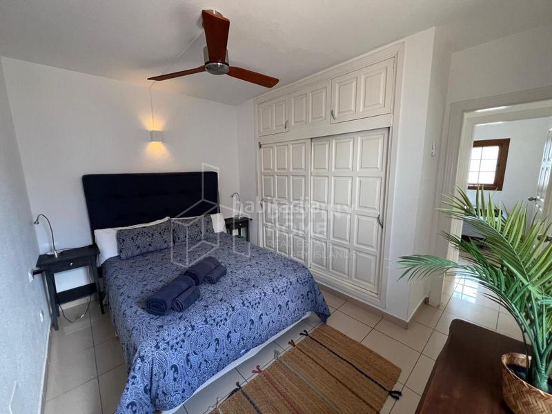 Foto 572abe6e-5ea5-4560-9f5f-830ded6595e7. Casa espectacular chalet de 3 dormitorios en venta con vistas al mar en Oliva (La)