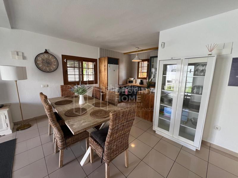 Foto 6a83e77b-62b0-42bc-a9bf-9de14172501b. Casa espectacular chalet de 3 dormitorios en venta con vistas al mar en Oliva (La)