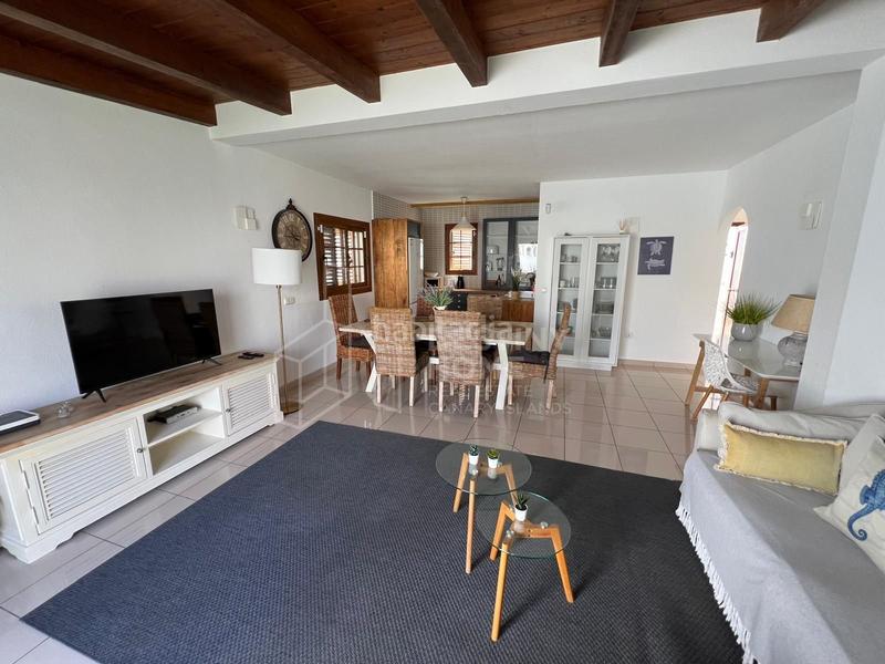 Foto 7690fe5d-c879-431b-a89b-53548162edd7. Casa espectacular chalet de 3 dormitorios en venta con vistas al mar en Oliva (La)