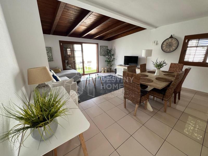 Foto 830640ce-75cd-41a0-b10d-f90346bc4ab1. Casa espectacular chalet de 3 dormitorios en venta con vistas al mar en Oliva (La)