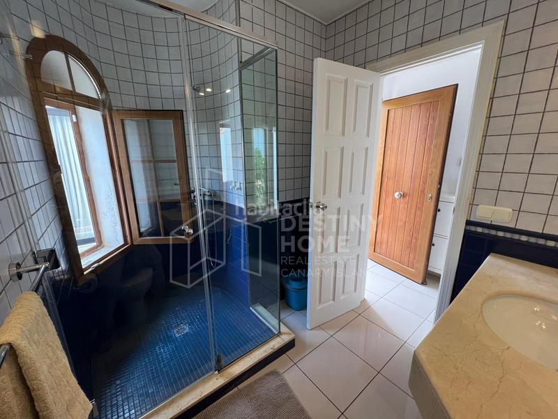 Foto 8e0a0399-48d6-4133-b882-956e64182aac. Casa espectacular chalet de 3 dormitorios en venta con vistas al mar en Oliva (La)