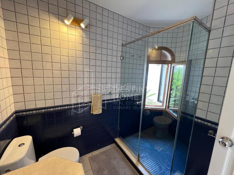 Foto b34a9cc7-932f-45d8-90c8-f3b57a603d5d. Casa espectacular chalet de 3 dormitorios en venta con vistas al mar en Oliva (La)