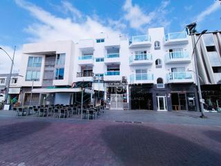 Apartamento  Nuestra señora del carmen. Acogedor piso con balcón y terraza privada en pleno centro de co