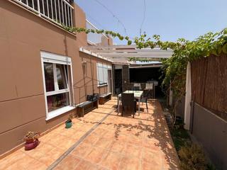 Casa adosada  Avutarda. Fantastico chalet adosado de 3 dormitorios en venta en corralejo