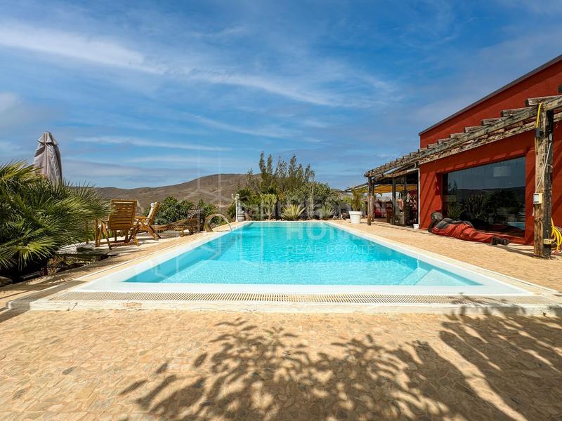 Foto 1a23f383-24a4-48ce-af3f-3d53ed8095a1. Chalet exclusivo refugio en fuerteventura en Tarajalejo Tuineje
