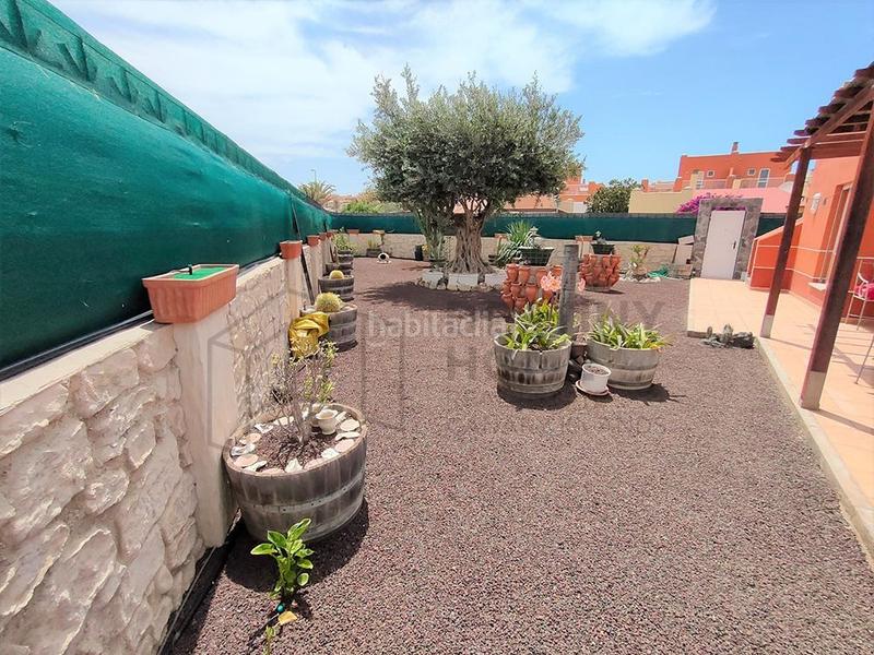 Foto 0887b1f2-6164-47d1-b337-c600a2dde554. Xalet amb piscina a Corralejo Oliva (La)