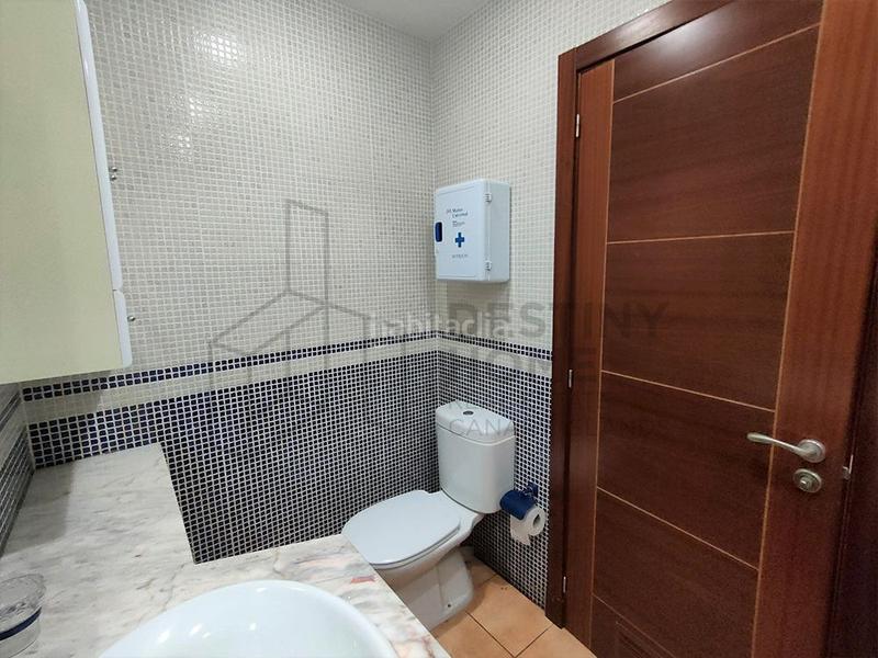Foto 1d5ed38f-7630-4ce6-9d28-e61ac83a8c2b. Xalet amb piscina a Corralejo Oliva (La)