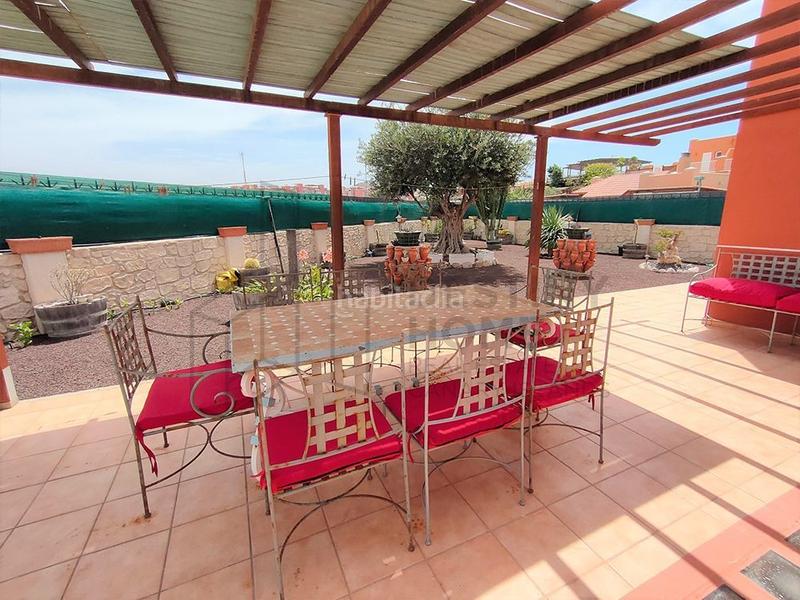 Foto a8593f58-ad58-4620-839f-f97911d0fb41. Xalet amb piscina a Corralejo Oliva (La)