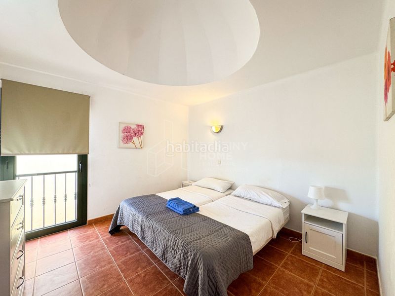 Foto f2423c1c-79b3-4ee8-99b1-301359403943. Casa amb piscina a Corralejo Oliva (La)