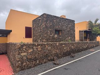 Casa adosada en Corralejo. Villa la capellanía