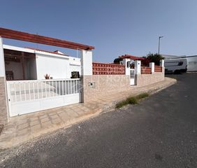 Haus  Parque holandes. Espectacular chalet de 2 dormitorios en venta en parque holandes