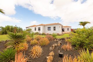 Chalet  Angarilla. Espectacular villa de lujo en venta en villaverde