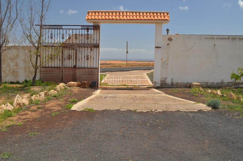Foto b3549961-5b80-41c8-aea8-b4c0c1472e97. Casa en los estancos 22 amplia finca rústica en venta en los estancos en Puerto del Rosario
