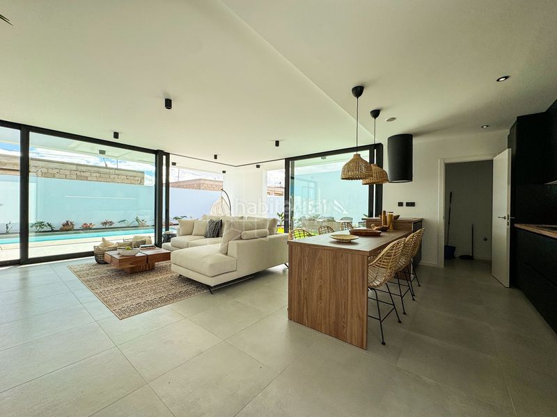 Foto 0499015a-4df7-42de-9f5d-3c47ce95dbbf. Xalet amb aparcament piscina a Villaverde Oliva (La)