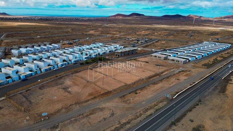 Foto 18f31a12-af68-483c-a4fa-8e66cc9e1dbb. Xalet amb aparcament piscina a Villaverde Oliva (La)