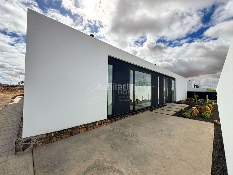 Foto 21fc53a0-4352-43f5-b710-3c989c0b1b46. Xalet amb aparcament piscina a Villaverde Oliva (La)