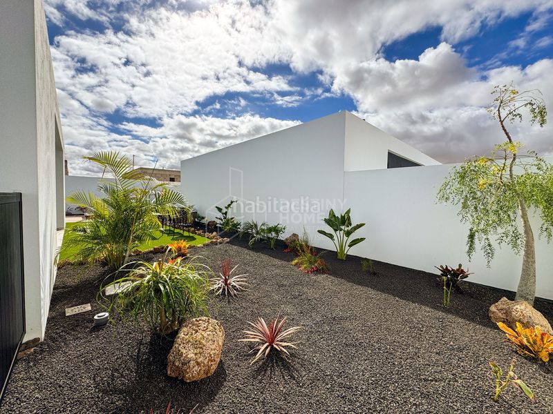 Foto 3464d8aa-326d-49cd-871b-1af28476c87d. Xalet amb aparcament piscina a Villaverde Oliva (La)