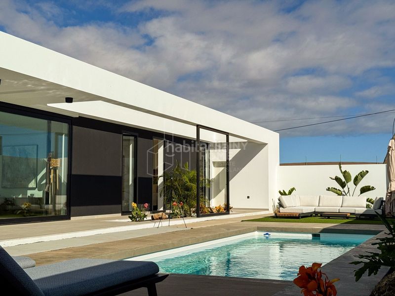 Foto 4956fe8e-deb8-4261-91a5-ecb841e335f2. Xalet amb aparcament piscina a Villaverde Oliva (La)