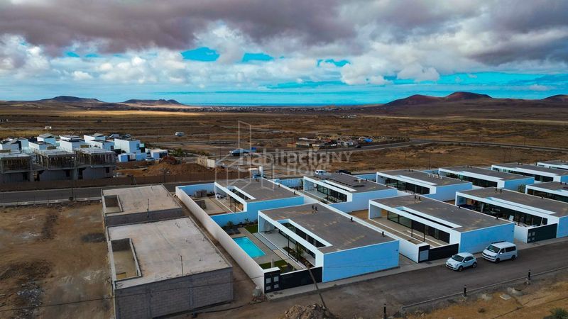 Foto 6b13266b-8927-4740-b81c-838da1521d7f. Xalet amb aparcament piscina a Villaverde Oliva (La)