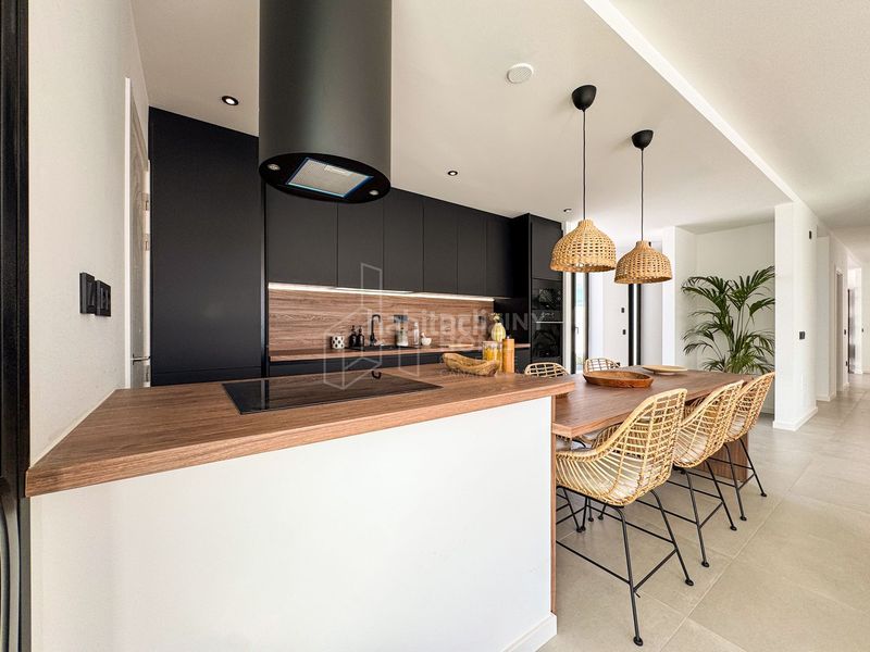 Foto 9d8a8bb2-2f6b-4eb7-bb6f-542081ea85ea. Xalet amb aparcament piscina a Villaverde Oliva (La)