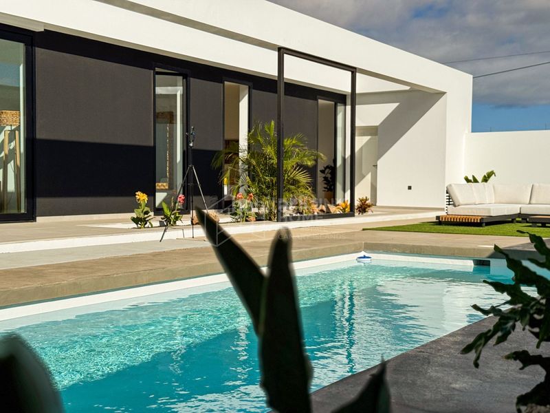 Foto eca5b664-a03d-4424-b160-fbc2d922c61d. Xalet amb aparcament piscina a Villaverde Oliva (La)