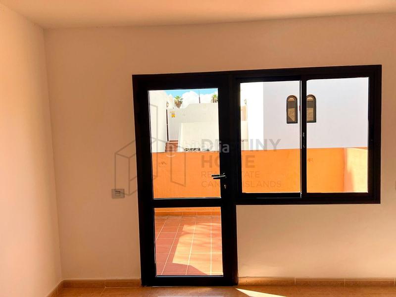 Foto 4f4b2cbd-0c5c-4f81-bc83-476d23cce564. Appartement dans Corralejo Oliva (La)