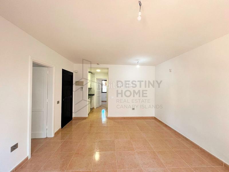 Foto a4a32ad4-52e2-4396-a495-a7a935d3d587. Appartement dans Corralejo Oliva (La)