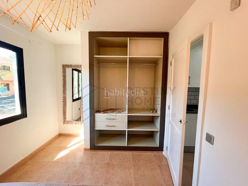Foto b25b563b-17e3-42b7-ab94-170d687e1b67. Appartement dans Corralejo Oliva (La)