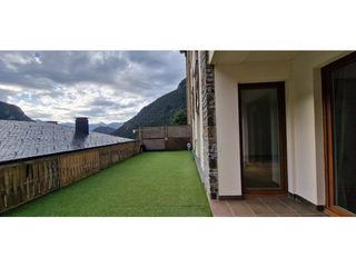 Lloguer Apartament  Carretera de arinsal. Apartamento muy amplio con vistas espectaculares