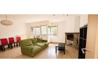 Alquiler Apartamento  Mas de ribafeta. Apartamento de 2 habitaciones en arinsal  disponibilidad inmedia