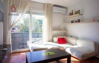 Location Appartement à Can Bou. Piso en can bou alquiler temporal