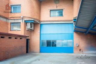 Nave industrial en Carrer dels Pous 10