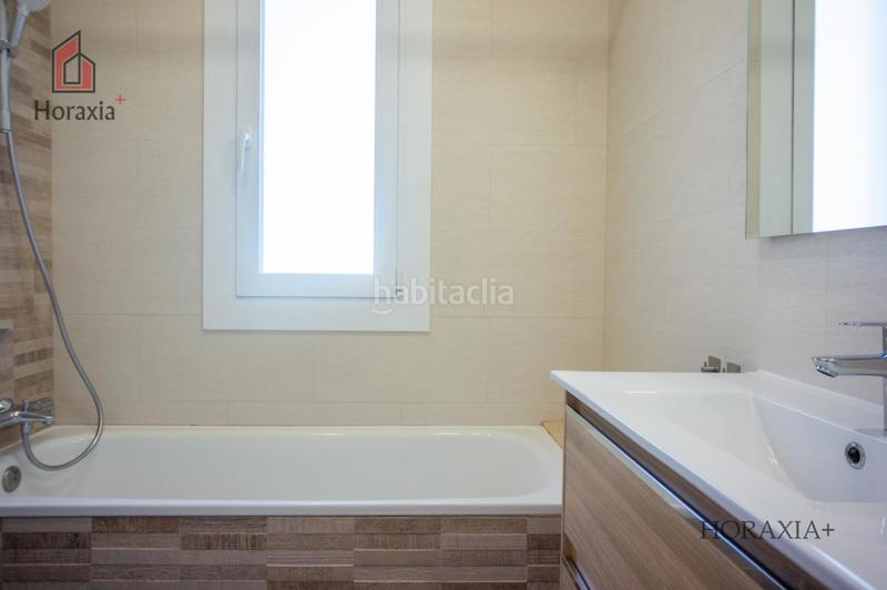 Foto 49aa85d0-b8d4-41b7-919b-bd59b12fc7a7. Lloguer casa aparellada a carrer maria cristina güell 3 a Sitges