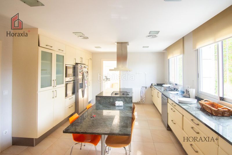 Foto 3f44c517-5b94-4f4d-9164-c1149876887d. Casa amb calefacció aparcament a Bellamar Castelldefels