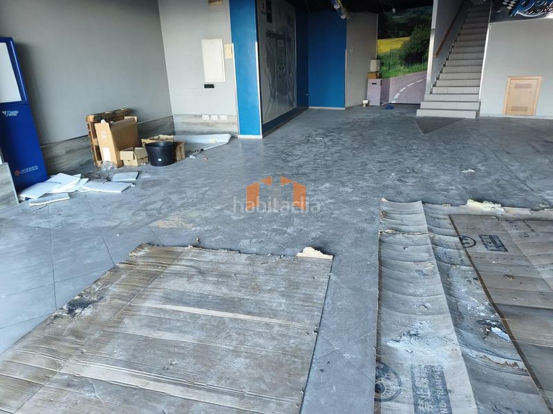Foto d251bc5a-fdd2-48f9-b084-0a5557c6fa62. Local comercial a Teis Vigo