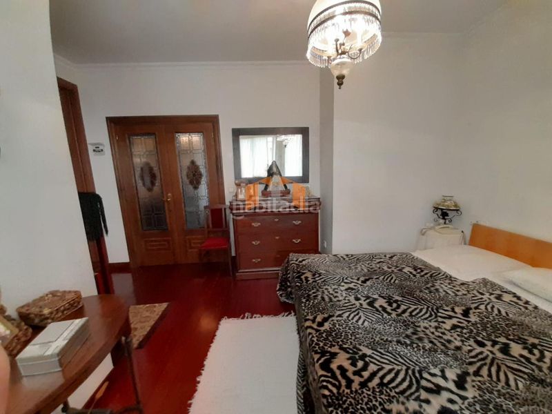 Foto d7c3f219-77db-4bd9-b854-abdd4ca67e97. Piso en Bouzas Vigo