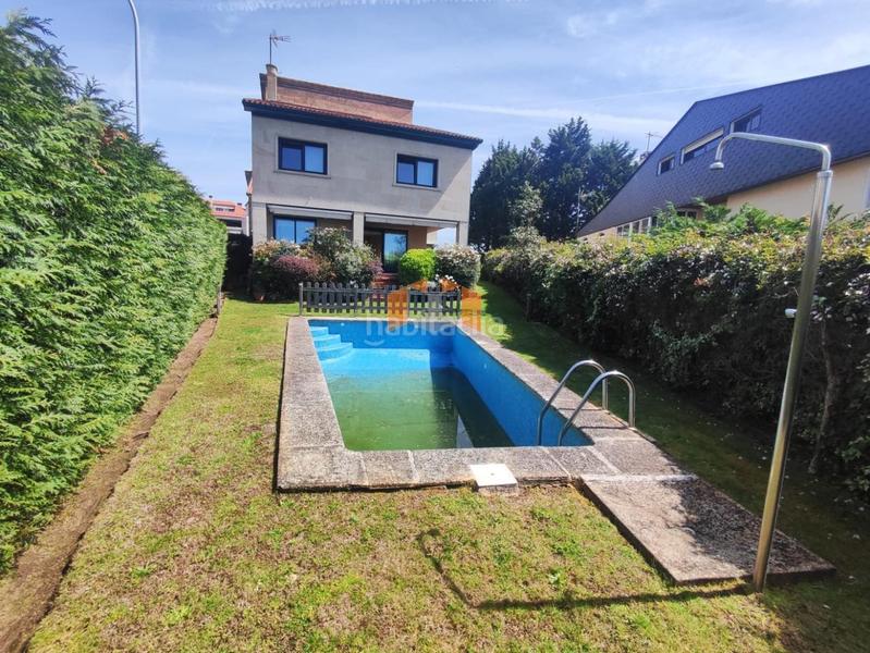 Foto ce1f3ae4-8e24-4a96-8a8e-edb7ecc3275a. Chalet avec chauffage parking piscine dans Panxón Nigrán