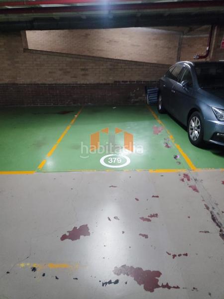 Foto d83fb5a7-833c-4b32-a0da-2eeb832b7e26. Parking coche en Centro - Areal Vigo