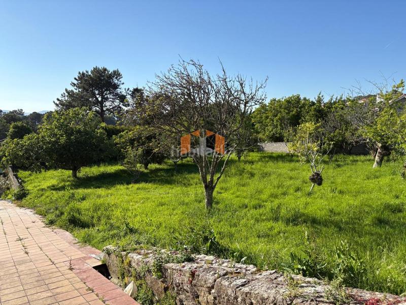 Foto 5ea291e4-3bd9-401c-8dfa-3849f38df43d. Chalet en Nigrán centro Nigrán