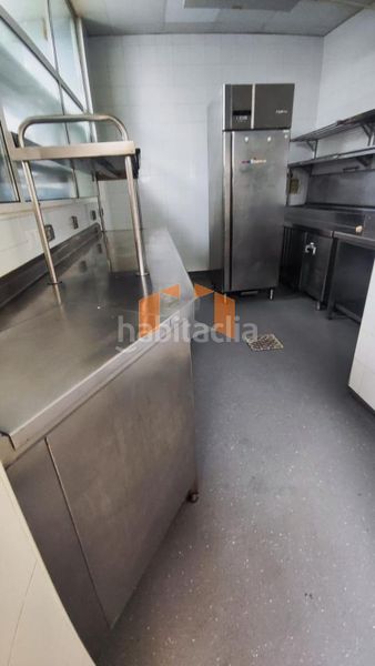 Foto 1446dda1-a81d-4b71-984e-74017fc950da. Local comercial a Centro - Areal Vigo