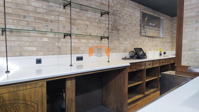 Foto 5ad80aed-6e88-477b-af4a-9a435d2c8b2b. Local comercial a Centro - Areal Vigo