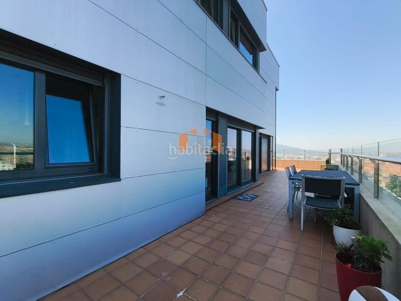 Foto 535edeac-9337-4853-ad03-40f3d8dde442. Lloguer àtic amb calefacció aparcament a A Salgueira - O Castaño Vigo