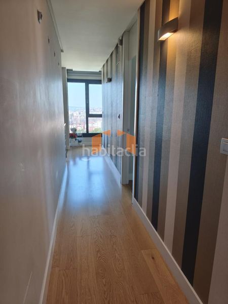 Foto 60079352-bd3b-4bff-9832-eaa738c5d0a8. Lloguer àtic amb calefacció aparcament a A Salgueira - O Castaño Vigo