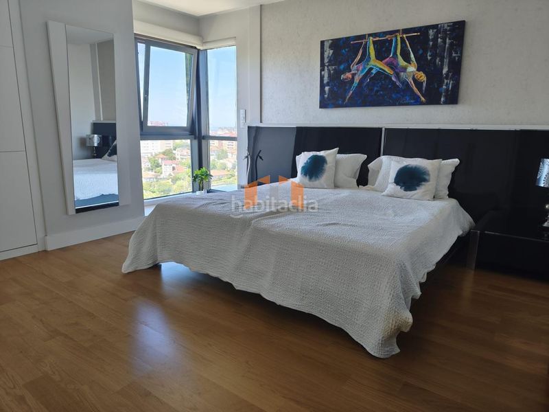 Foto 68d9aeb6-994e-4e9a-aae5-deb6d2c99098. Lloguer àtic amb calefacció aparcament a A Salgueira - O Castaño Vigo