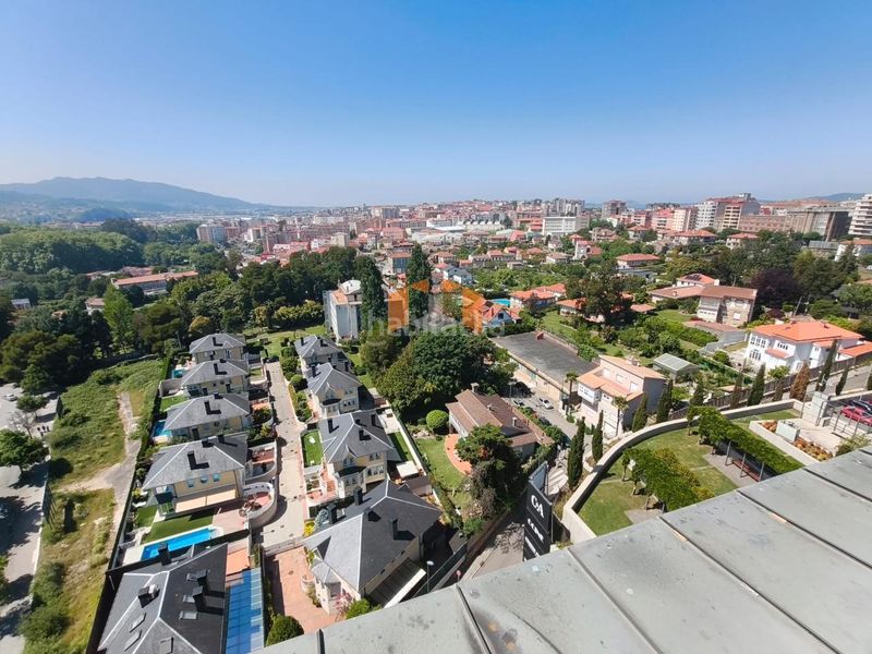 Foto 7033568b-be09-402c-b7a3-cd491efaa66d. Lloguer àtic amb calefacció aparcament a A Salgueira - O Castaño Vigo