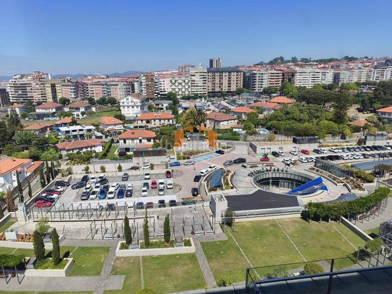 Foto a8d98ef1-9af5-484c-aae0-f3f4925b3666. Lloguer àtic amb calefacció aparcament a A Salgueira - O Castaño Vigo