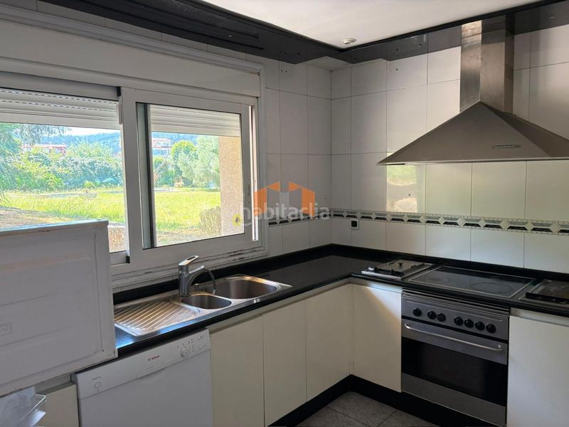 Foto 73f93538-96a8-4863-8031-75f394dac4f5. Chalet en Comesaña - Matamá Vigo