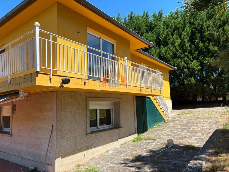 Foto c68bf014-3738-4076-8857-e2725115bcca. Chalet en Comesaña - Matamá Vigo