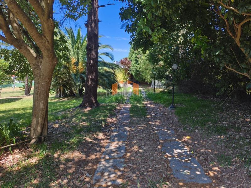Foto f2d81d9d-1aa0-4b9c-ba4e-8369c7026cee. Chalet en Comesaña - Matamá Vigo